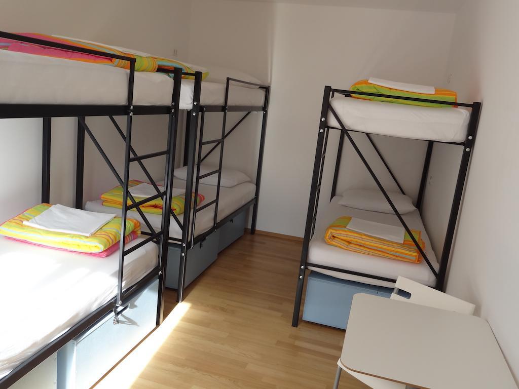 Hostel Alieti Izola Pokoj fotografie